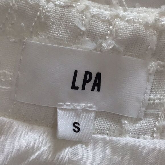 LPA White Lori Collarless Asymmetric/Tassel Hem Blazer - Picture 7 of 7